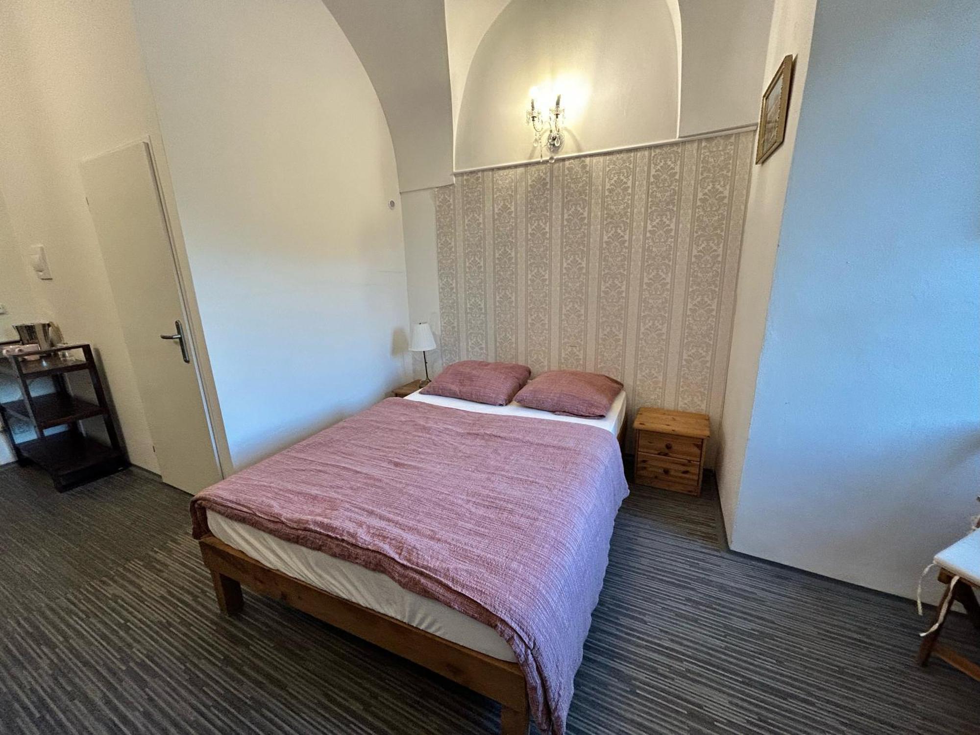 Rezidence Napoleon Apartment Локет Екстериор снимка
